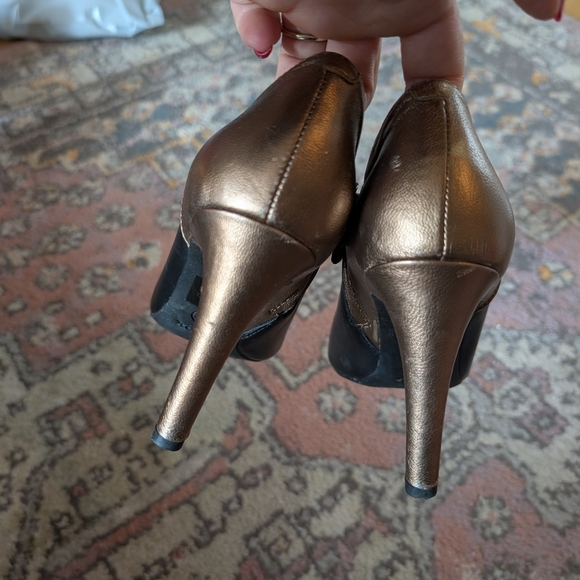 Geox Black and Gold Heels - Picture 3 of 6